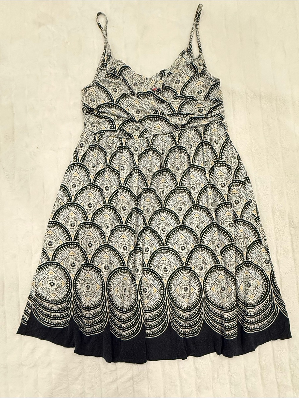Elle Black & White Patterned Spaghetti-Strap Midi Dress